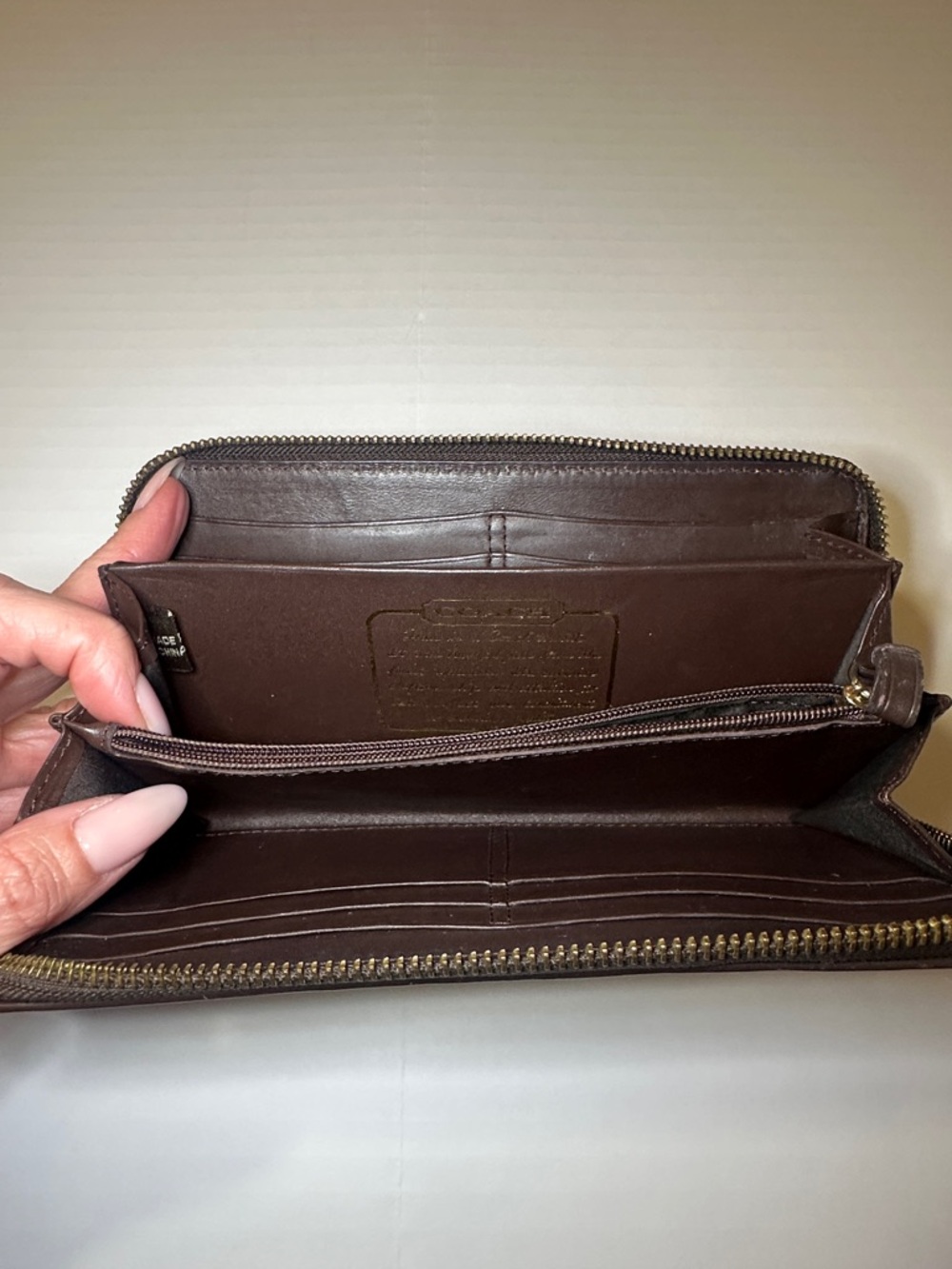Coach Vintage Y2K Signature Zip Around Wallet Brown Khaki Tan Canvas Leather - Picture 8 of 12